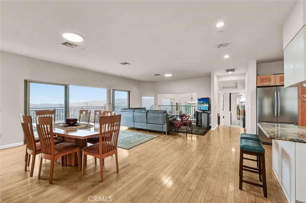 876 Harrington Road Glendale, CA 91207 - Photo 18 of 43