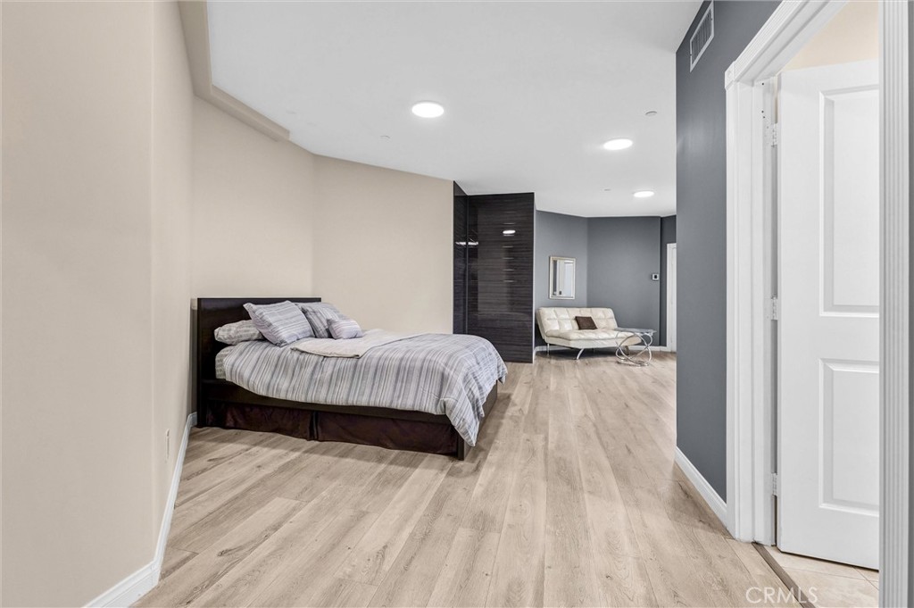 876 Harrington Road Glendale, CA 91207 - Photo 27 of 43