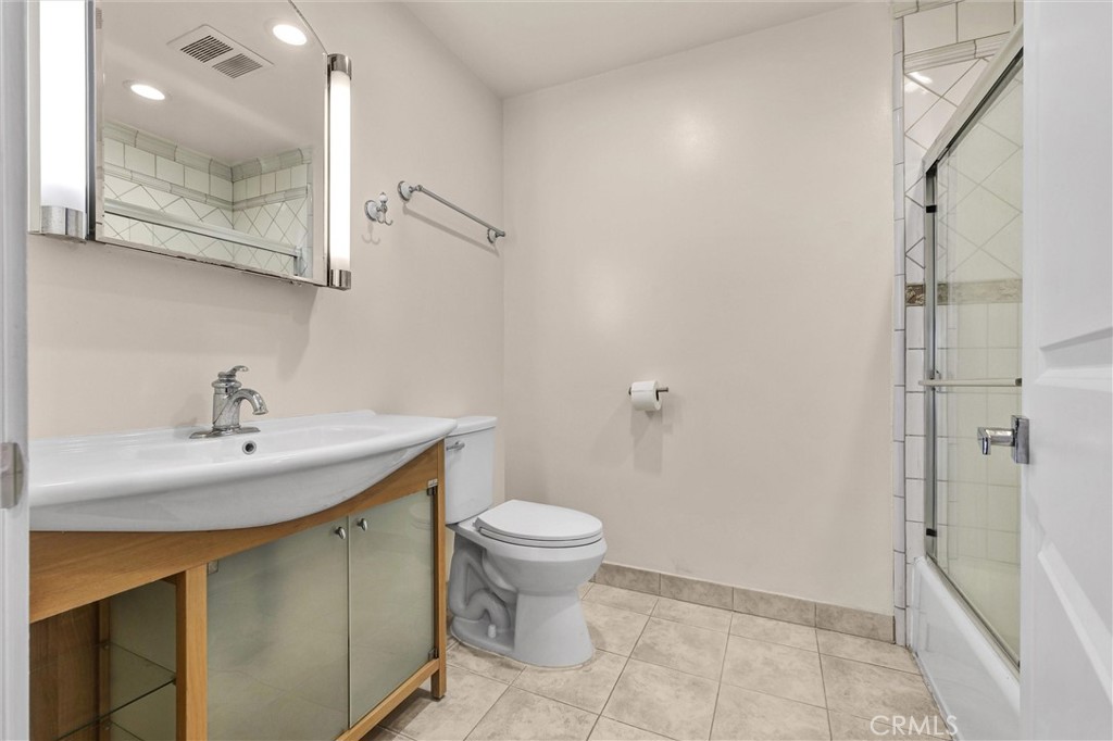 876 Harrington Road Glendale, CA 91207 - Photo 33 of 43