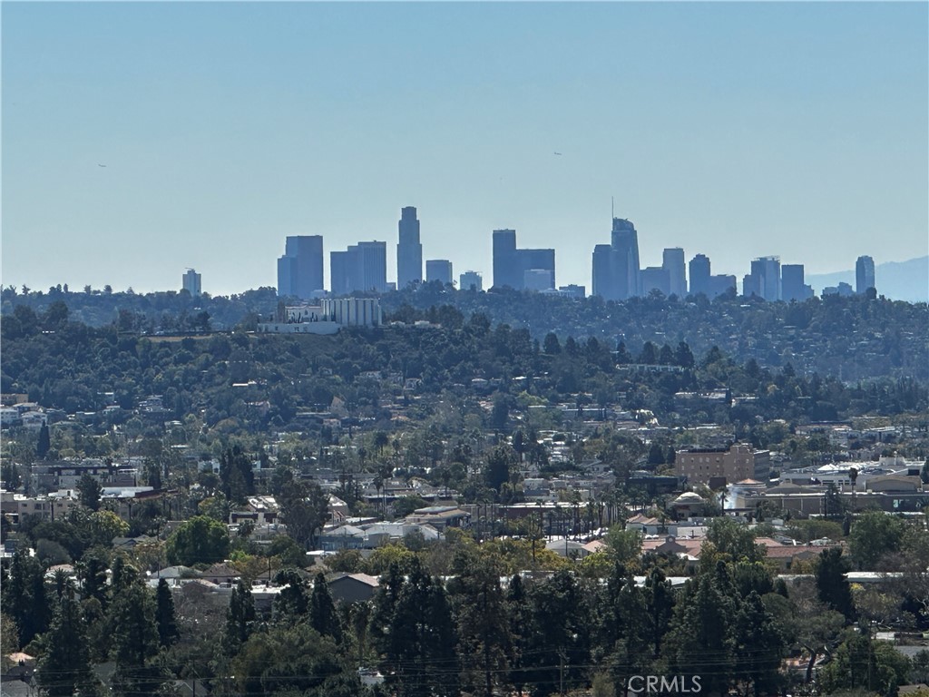 876 Harrington Road Glendale, CA 91207 - Photo 4 of 43