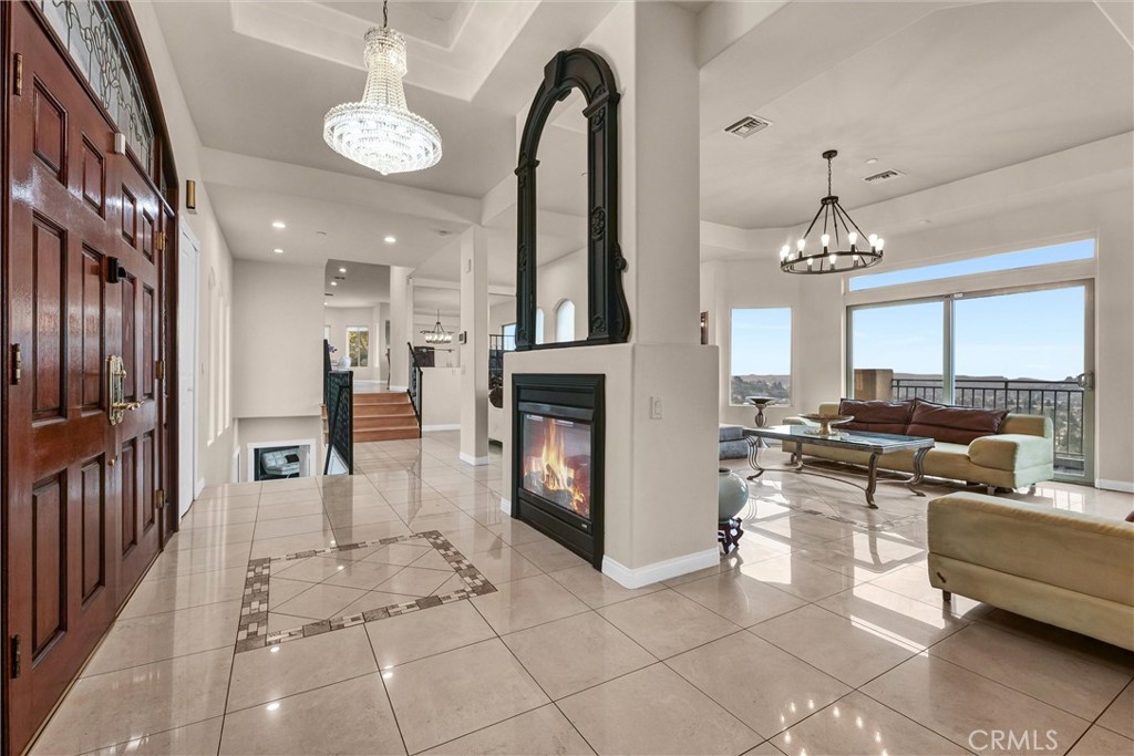 876 Harrington Road Glendale, CA 91207 - Photo 6 of 43