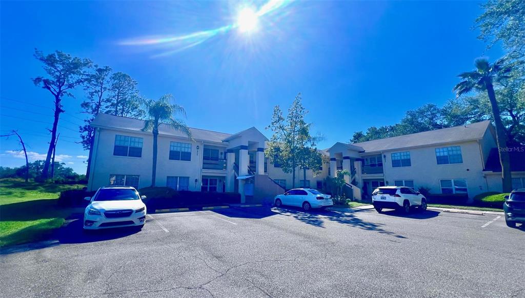 7828 Hardwick Drive, Unit 927 New Port Richey, FL 34653 - Photo 4 of 48