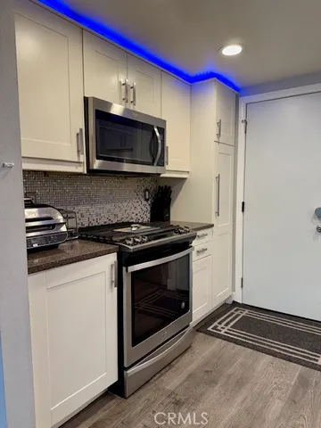 $574,900 | 5291 Colodny Drive, Unit 5, Agoura Hills, CA 91301