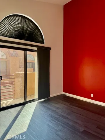 $574,900 | 5291 Colodny Drive, Unit 5, Agoura Hills, CA 91301