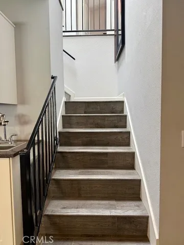 $574,900 | 5291 Colodny Drive, Unit 5, Agoura Hills, CA 91301