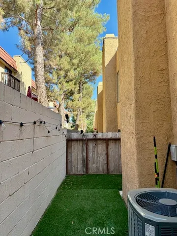 $574,900 | 5291 Colodny Drive, Unit 5, Agoura Hills, CA 91301