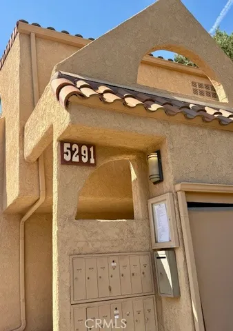 $574,900 | 5291 Colodny Drive, Unit 5, Agoura Hills, CA 91301