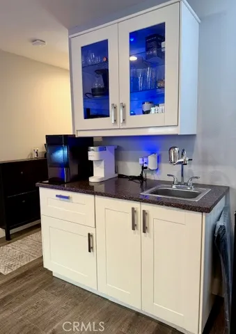 $574,900 | 5291 Colodny Drive, Unit 5, Agoura Hills, CA 91301