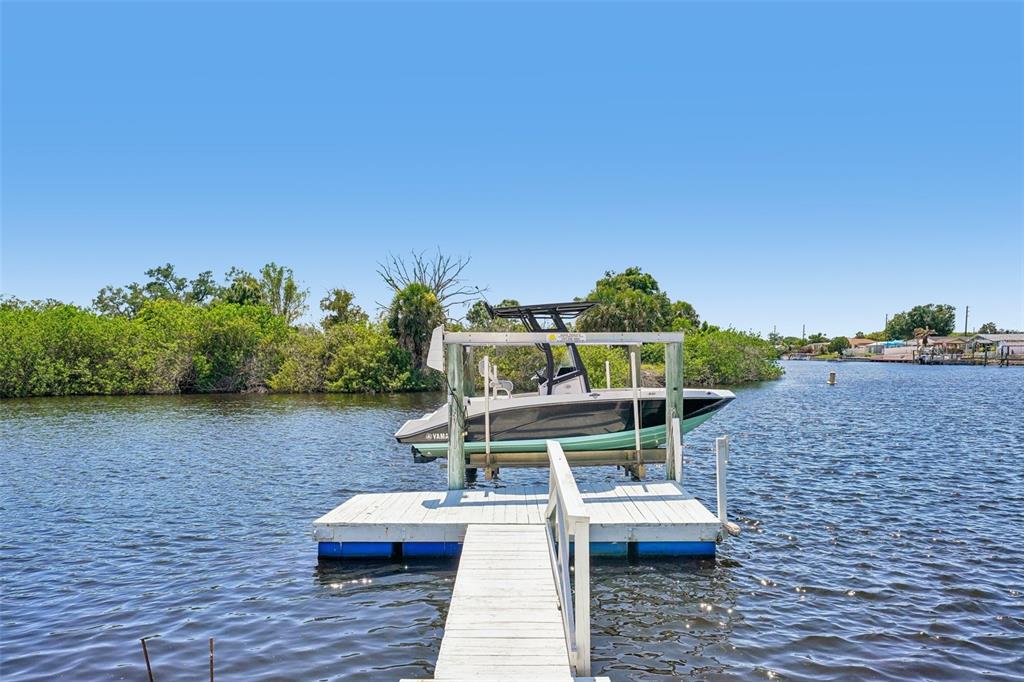 1133 Grand Boulevard Holiday, FL 34690 - Photo 27 of 35