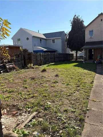 a view of a entryway door of the house