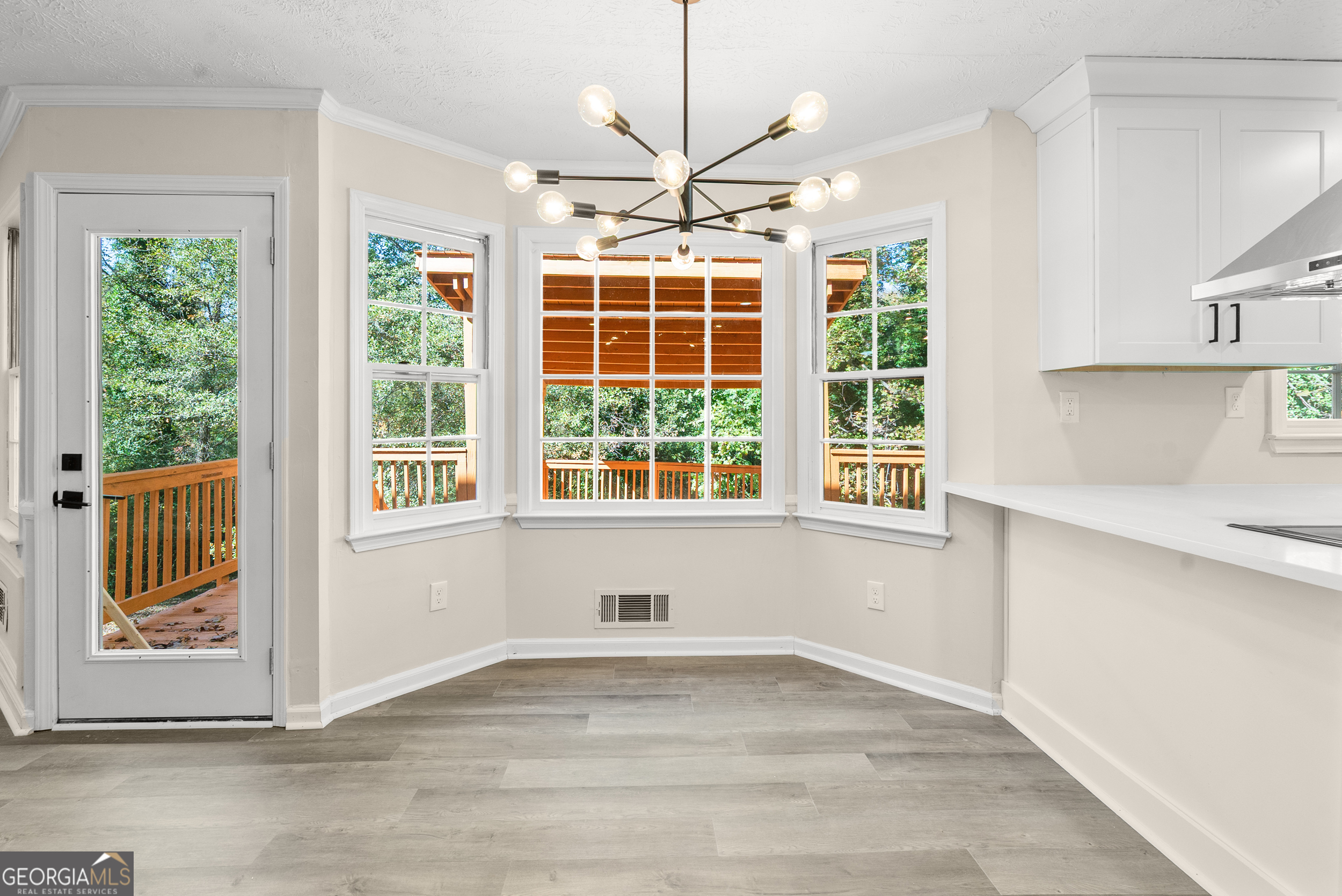 1559 Fieldgreen Overlook Stone Mountain, GA 30088 - Photo 11 of 33