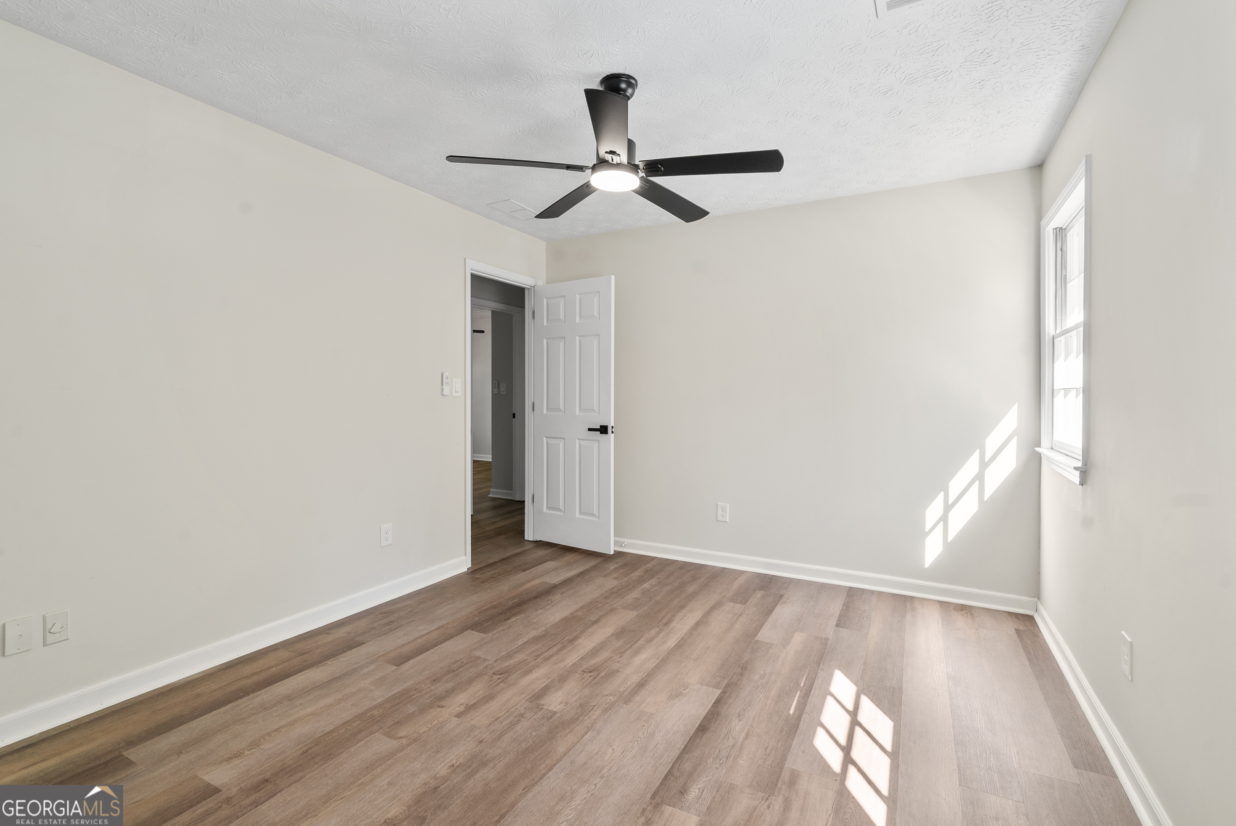 1559 Fieldgreen Overlook Stone Mountain, GA 30088 - Photo 28 of 33