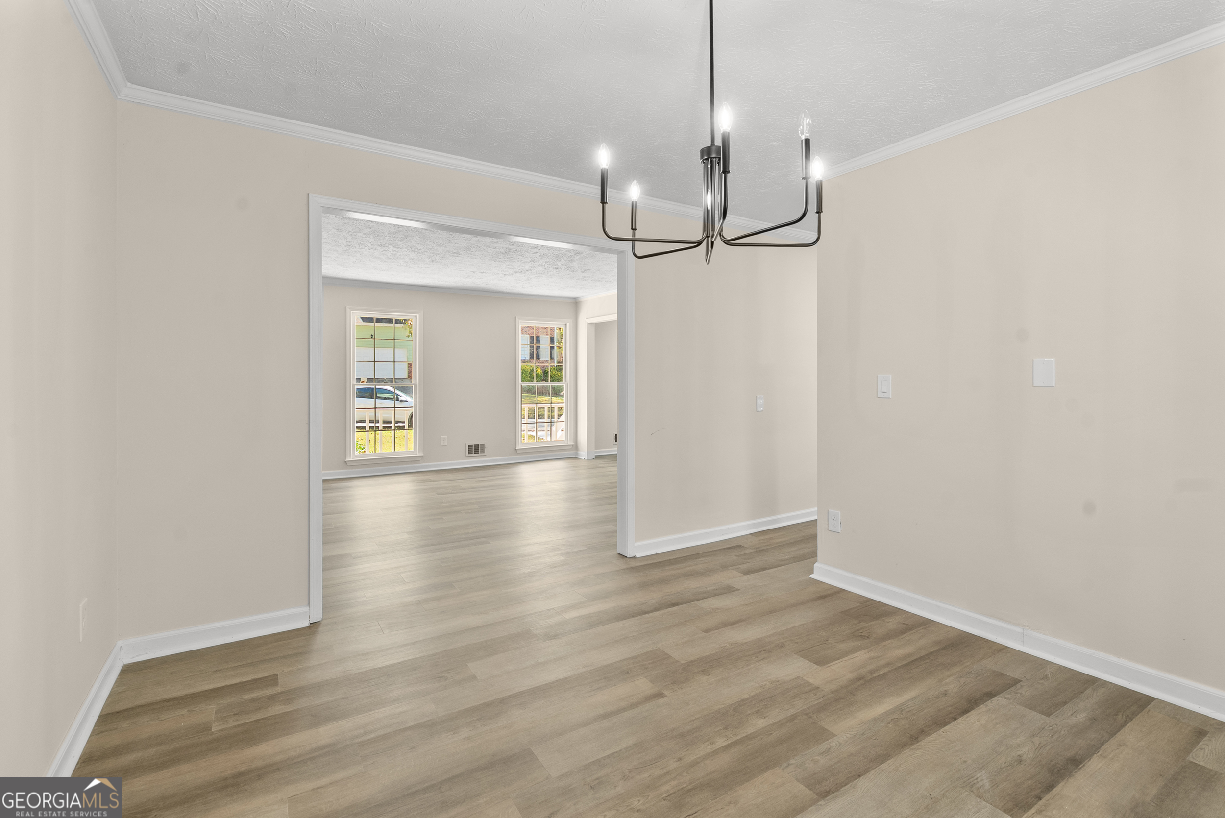 1559 Fieldgreen Overlook Stone Mountain, GA 30088 - Photo 6 of 33