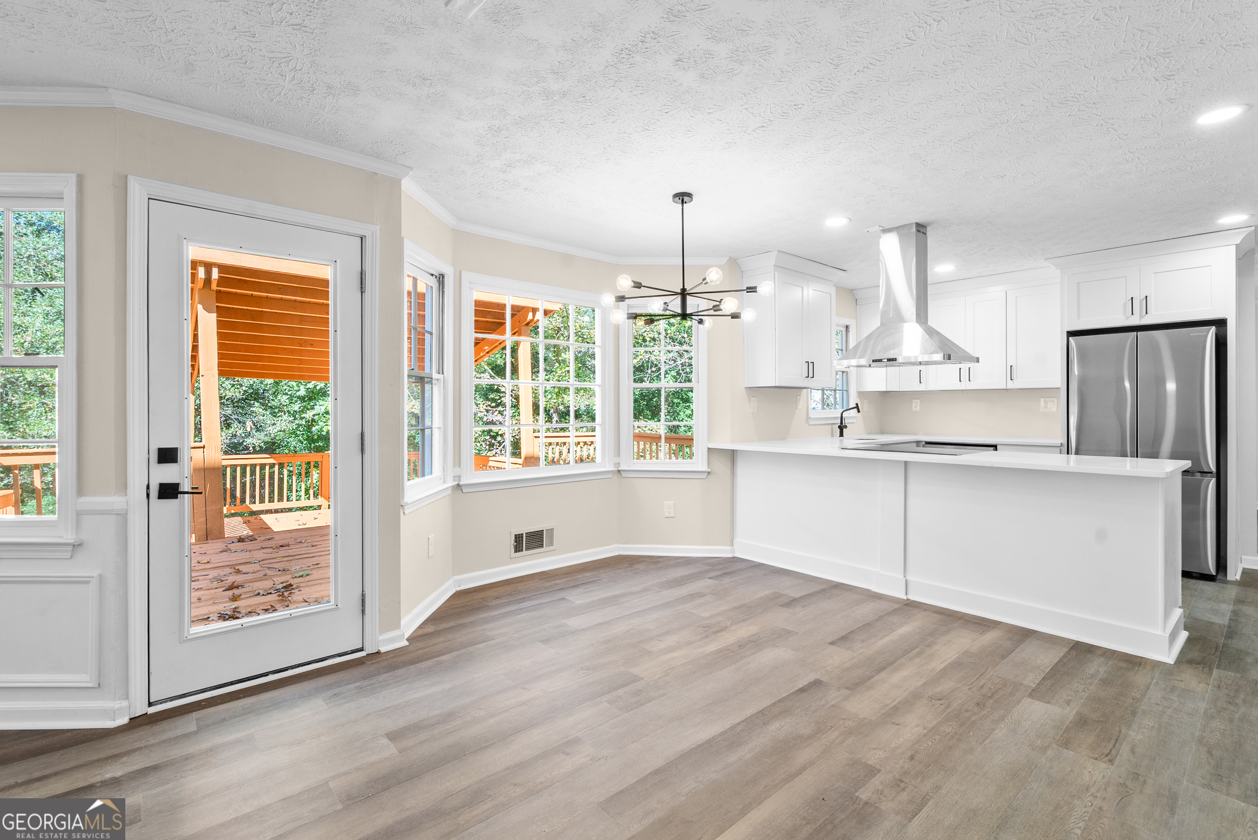 1559 Fieldgreen Overlook Stone Mountain, GA 30088 - Photo 10 of 33