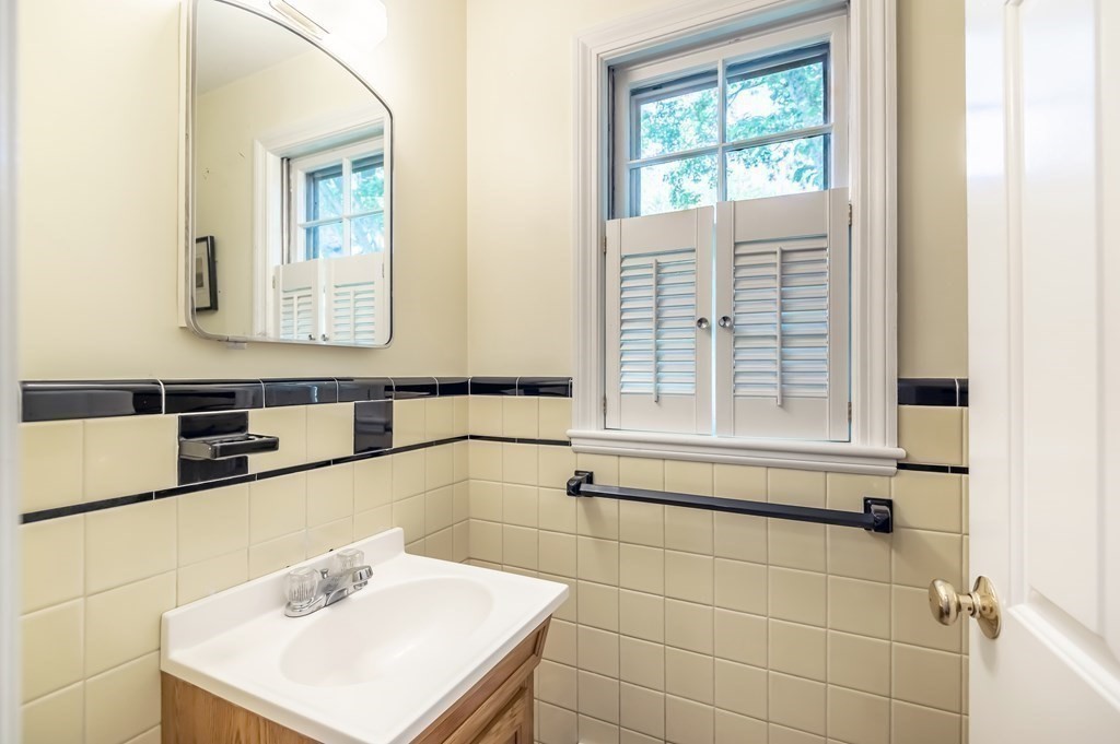 50 Ballardvale Road Andover, MA 01810 - Photo 21 of 30