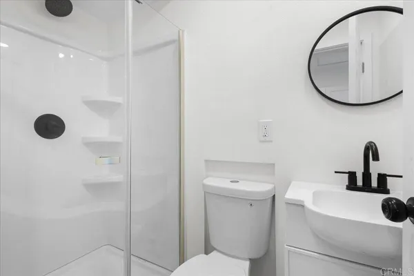 $1,700 | 2151 54th Street, Unit A, San Diego, CA 92105