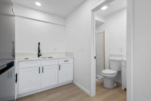 $1,700 | 2151 54th Street, Unit A, San Diego, CA 92105