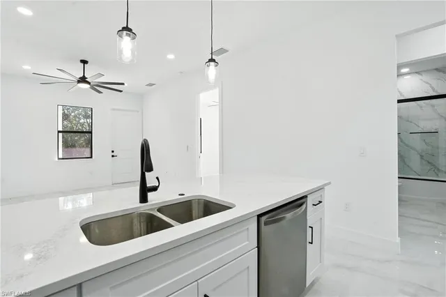 $1,900 | 4881-4883 Leonard Boulevard South, Lehigh Acres, FL 33973