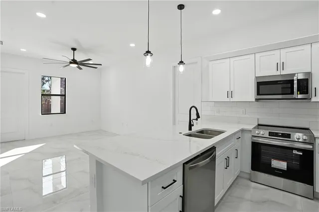 $1,900 | 4881-4883 Leonard Boulevard South, Lehigh Acres, FL 33973