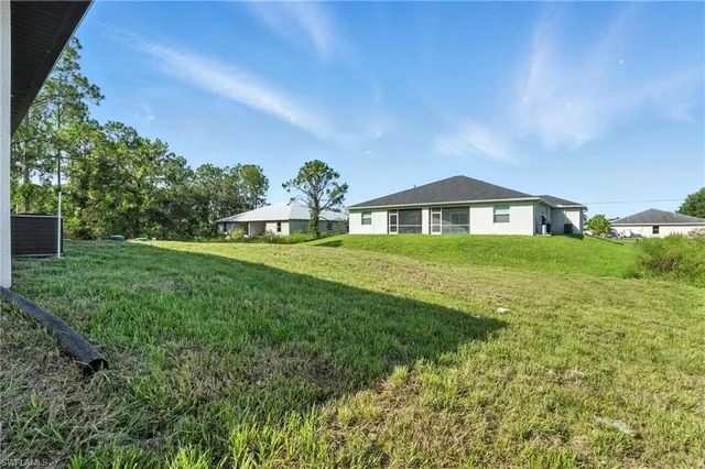 $1,900 | 4881-4883 Leonard Boulevard South, Lehigh Acres, FL 33973