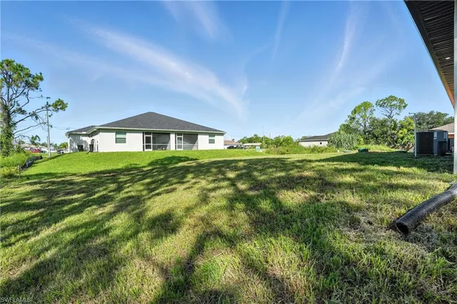 $1,900 | 4881-4883 Leonard Boulevard South, Lehigh Acres, FL 33973