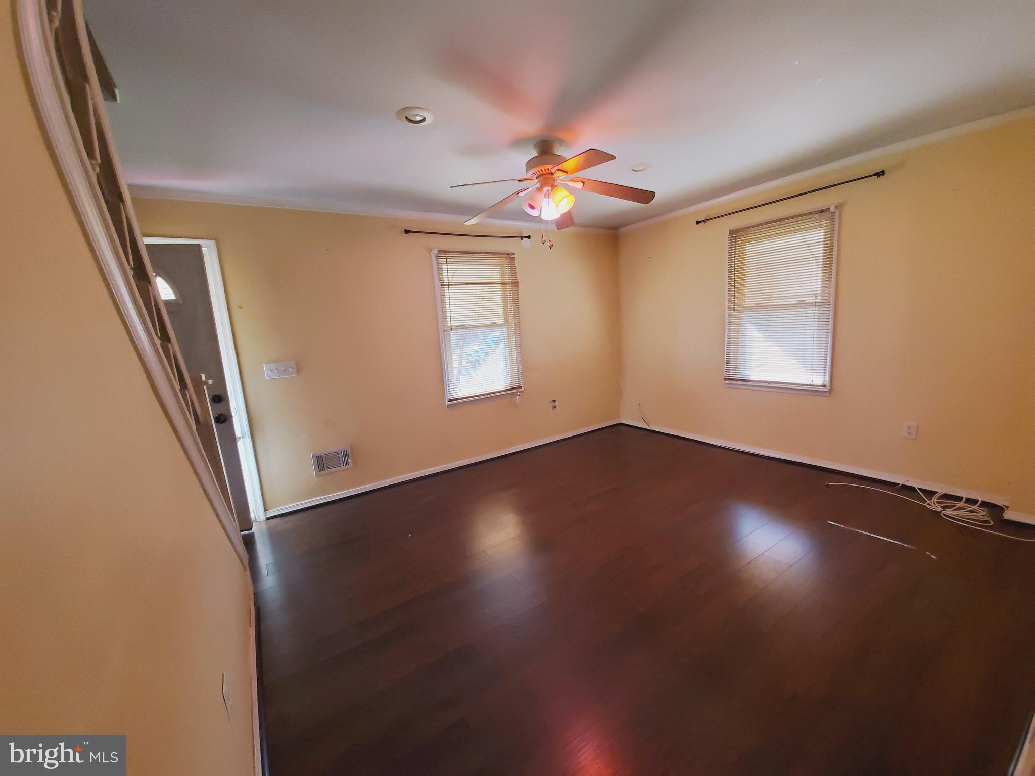 3204 Stanley Road Baltimore, MD 21227 - Photo 8 of 21