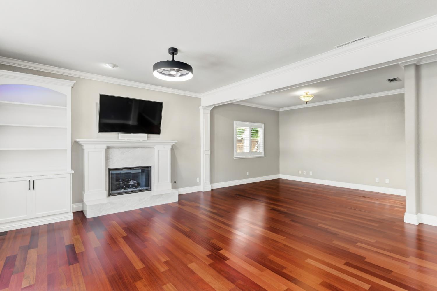 11925 Rising Sun Way Gold River, CA 95670 - Photo 4 of 71 Gallery Image 4