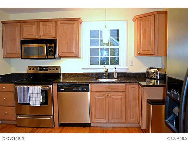 7710 Brookside Road Henrico, VA 23229 - Photo 6 of 15 Kitchen