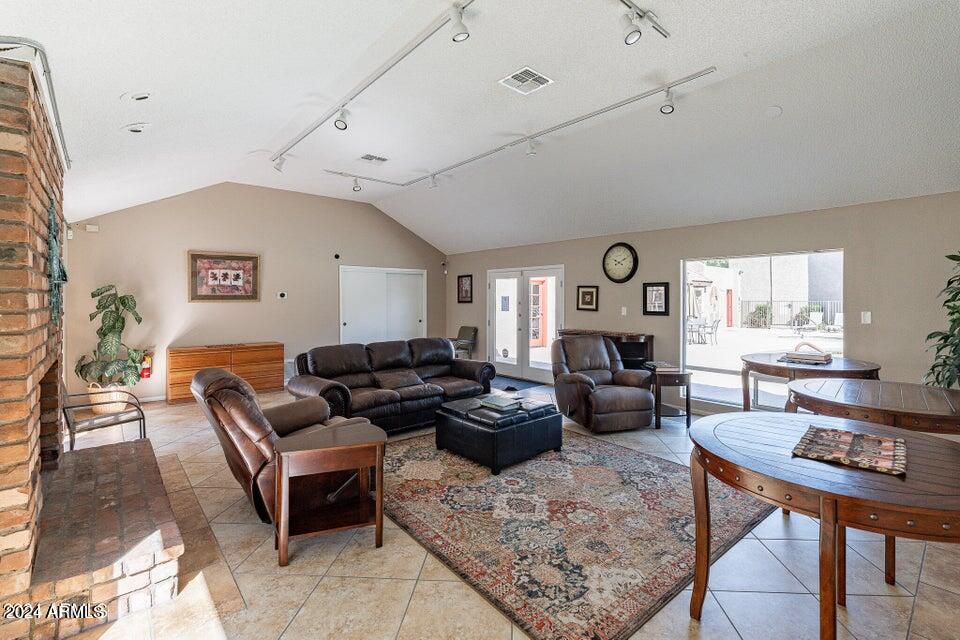 5525 East Thomas Road, Unit D6 Phoenix, AZ 85018 - Photo 41 of 42 D62