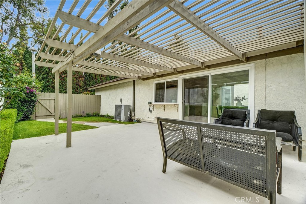 14332 Pinewood Road Tustin, CA 92780 - Photo 39 of 56