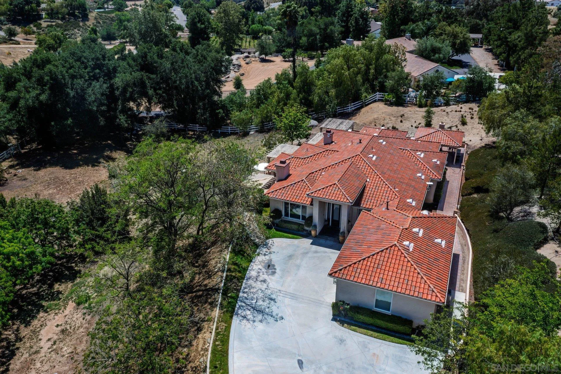 41025 Los Ranchos Circle Temecula, CA 92592 - Photo 2 of 42 Aerial View