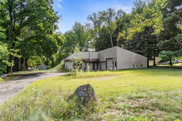 $154,900 | 1001 North Dearing Road, Parma, MI 49269
