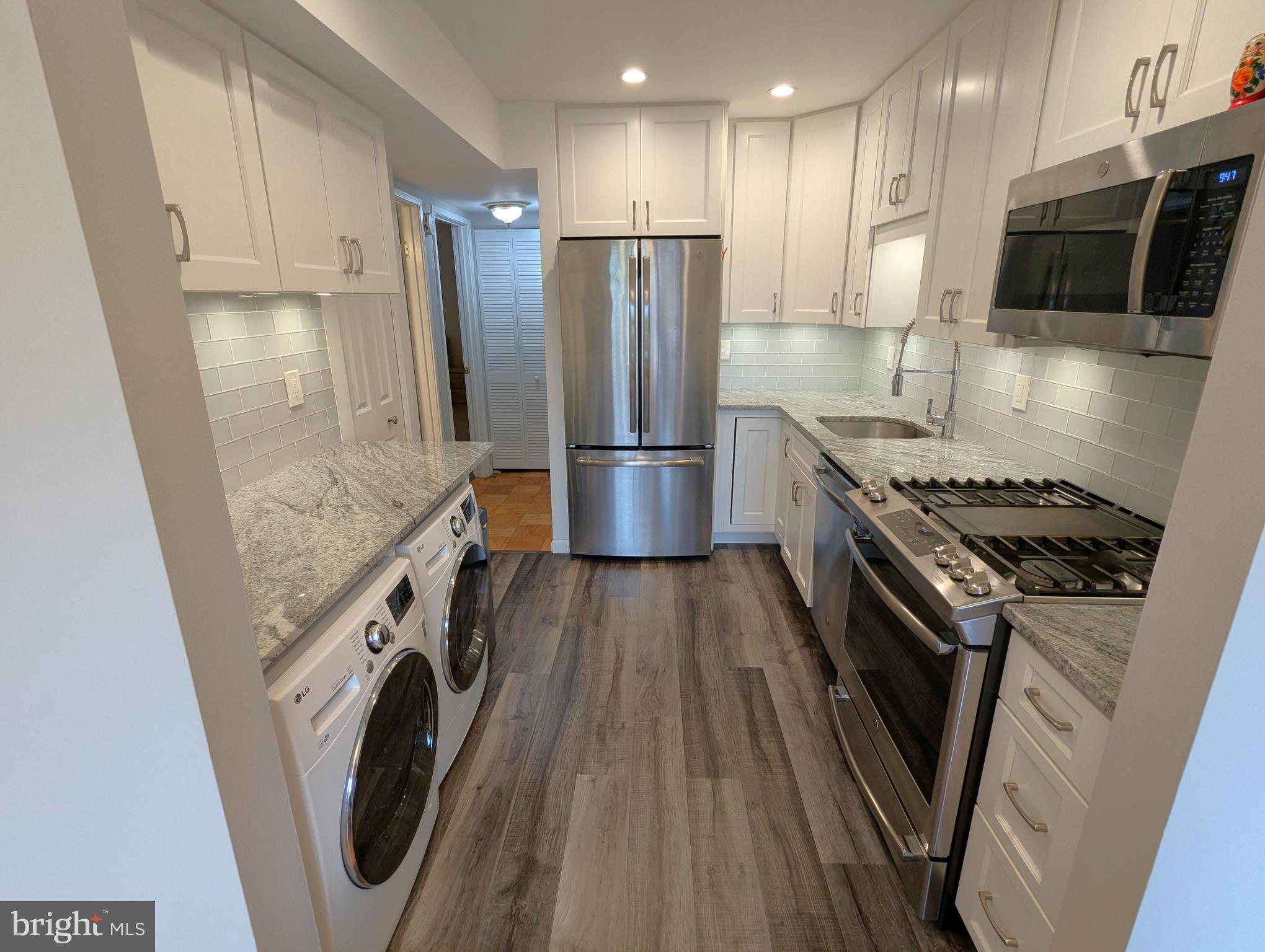 2115 Walsh View Terrace, Unit 8203 Silver Spring, MD 20902 - Photo 16 of 39