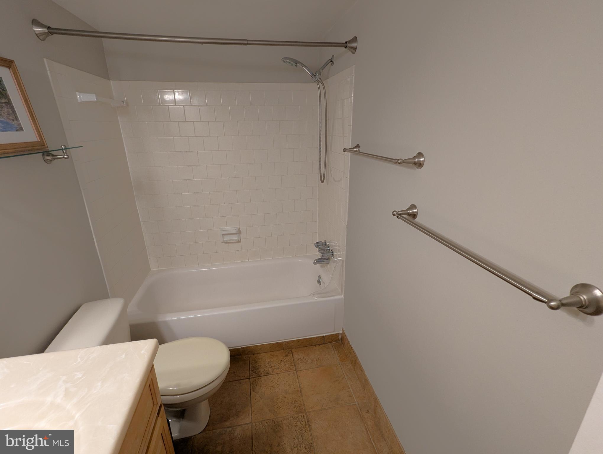 2115 Walsh View Terrace, Unit 8203 Silver Spring, MD 20902 - Photo 28 of 39