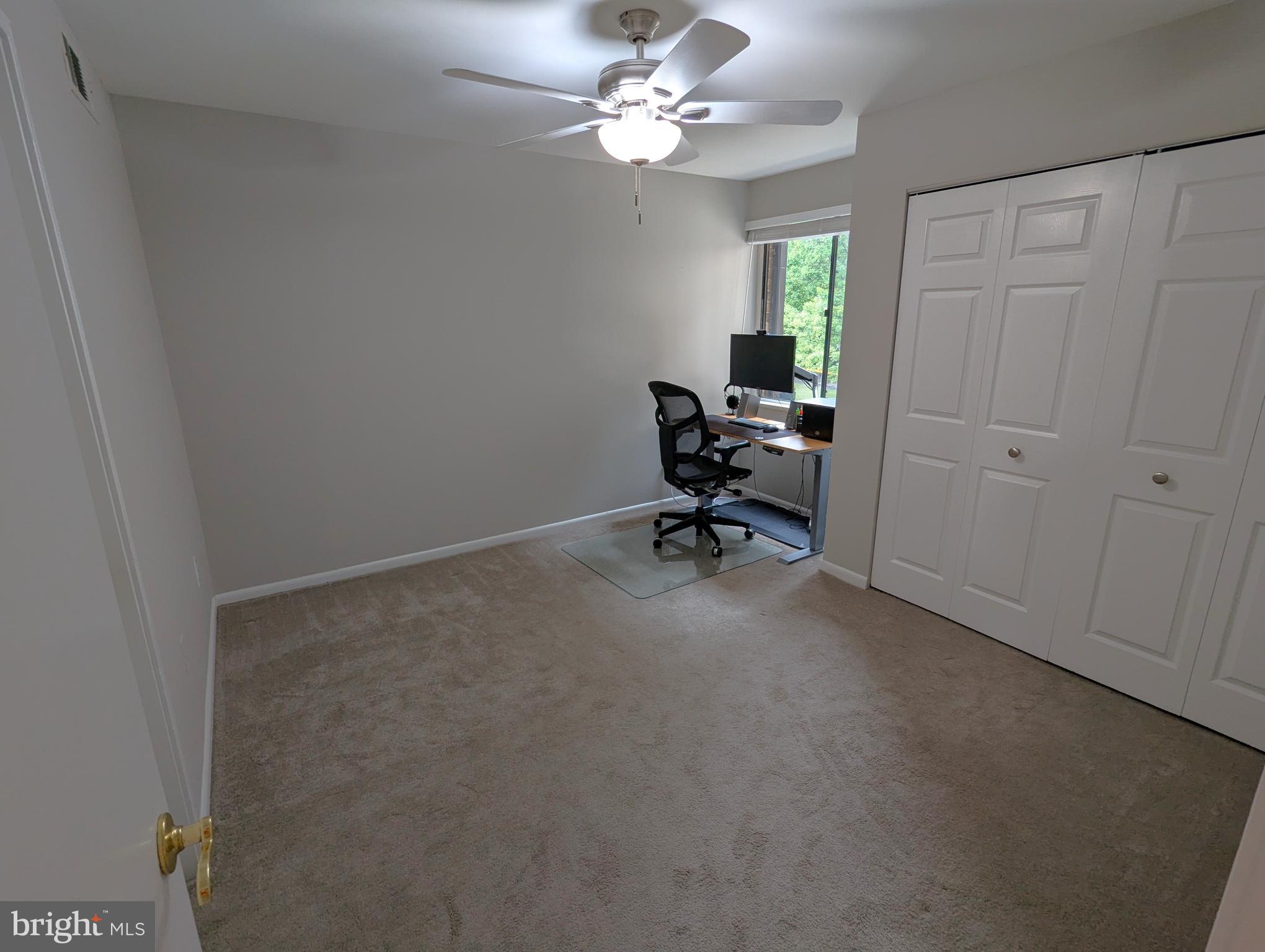 2115 Walsh View Terrace, Unit 8203 Silver Spring, MD 20902 - Photo 30 of 39