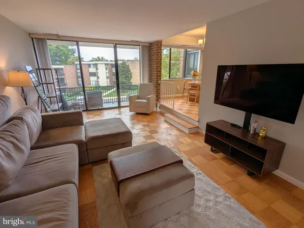$2,500 | 2115 Walsh View Terrace, Unit 8203, Silver Spring, MD 20902