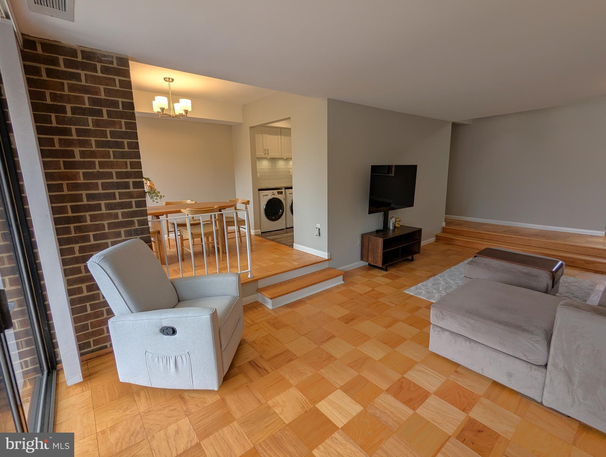 2115 Walsh View Terrace, Unit 8203 Silver Spring, MD 20902 - Photo 9 of 39