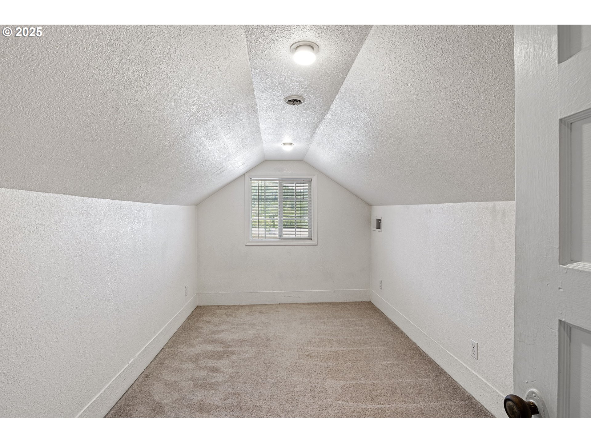 405 Lane Avenue Drain, OR 97435 - Photo 41 of 47 a view of an empty room with a window