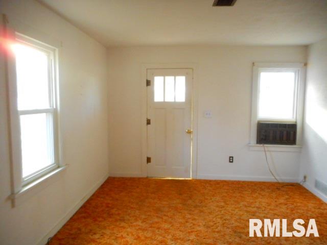 207 West Rohman Street Metamora, IL 61548 - Photo 5 of 18 Gallery Image 5