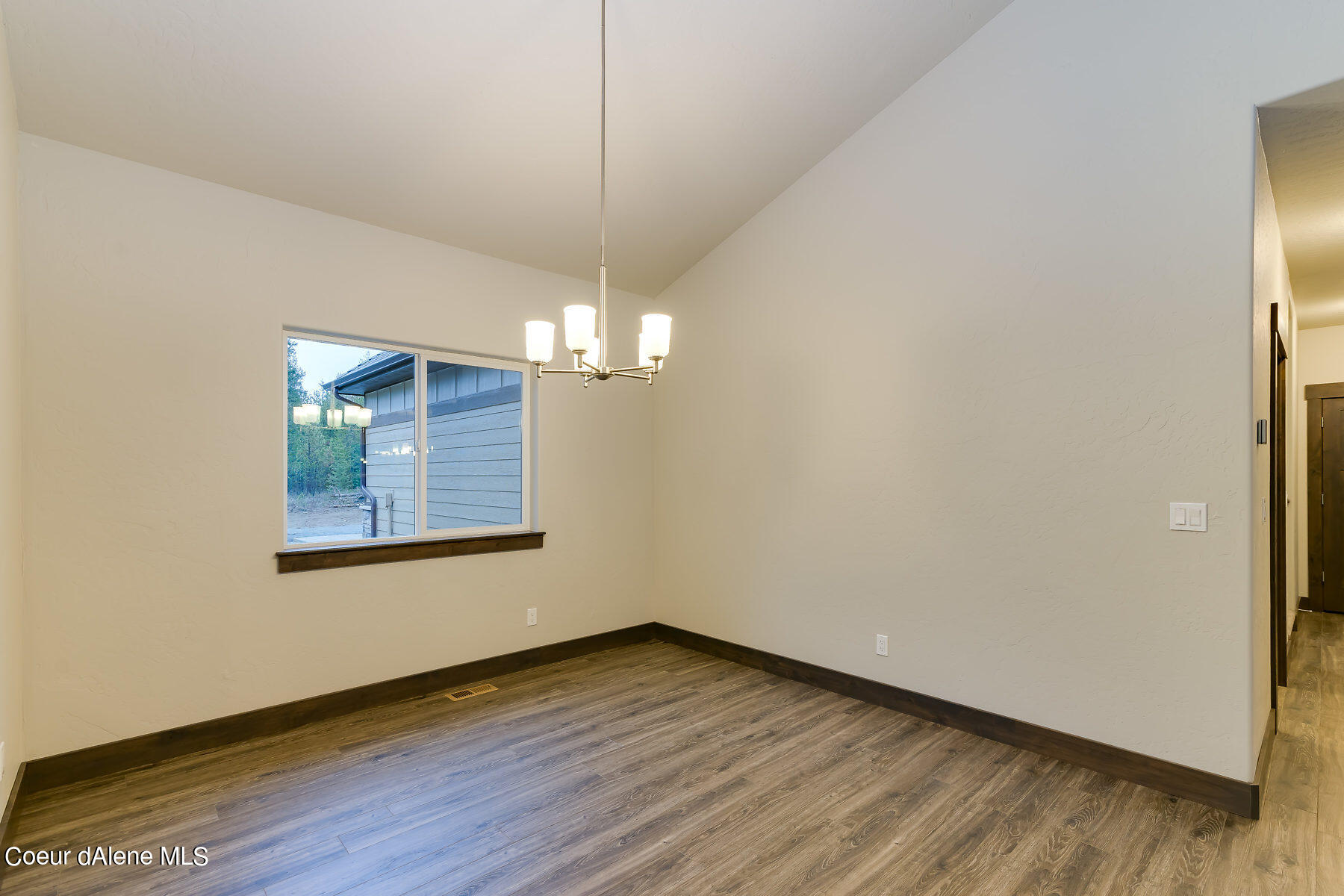 12664 East Howard Road Athol, ID 83801 - Photo 16 of 40 Formal Dining Room
