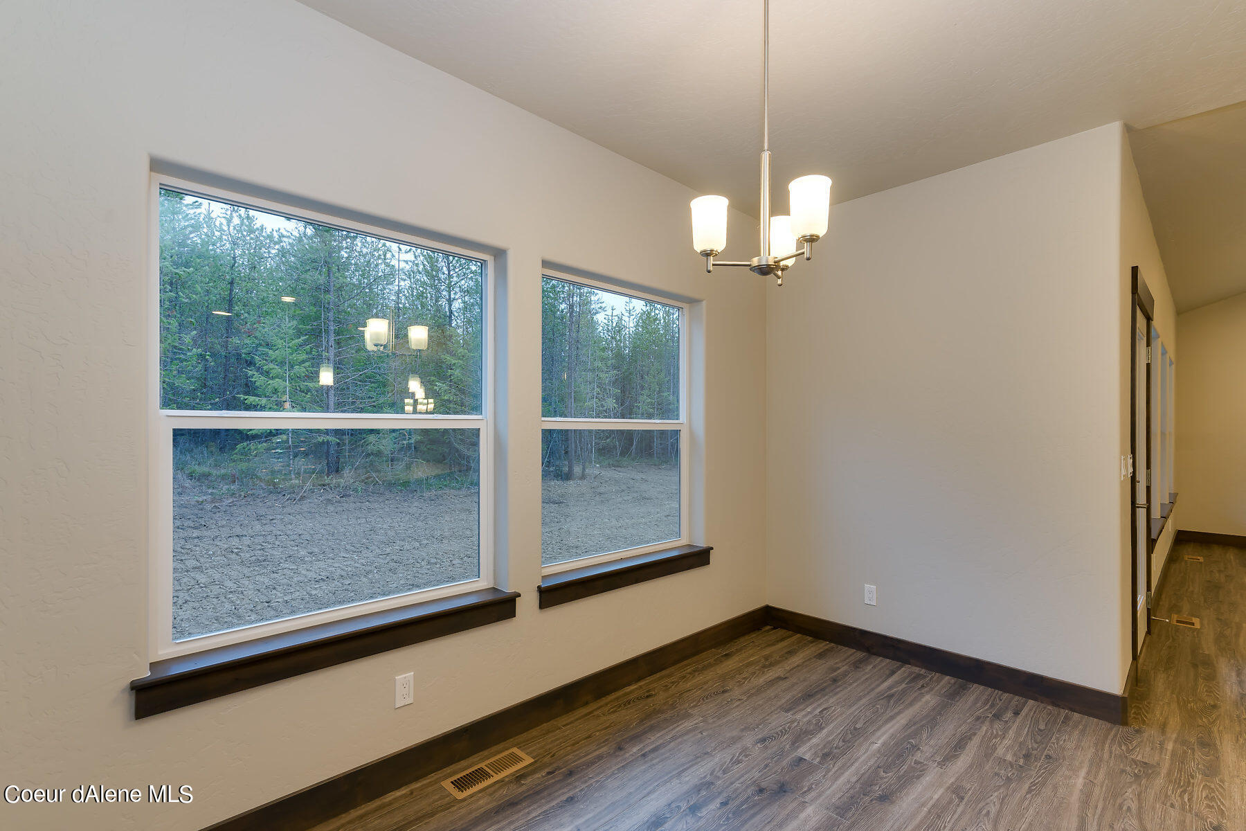 12664 East Howard Road Athol, ID 83801 - Photo 24 of 40 Dining Room