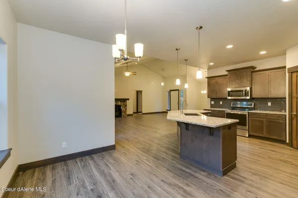 $993,018 | 12664 East Howard Road, Athol, ID 83801