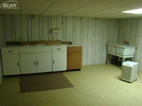 12192 North Linden Road Clio, MI 48420 - Photo 38 of 46 20442397-37.JPG