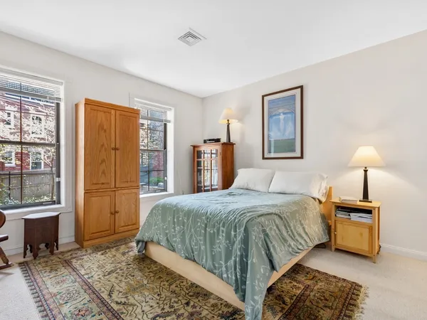 $4,200 | 13 Monument Square, Unit 1, Boston, MA 02129
