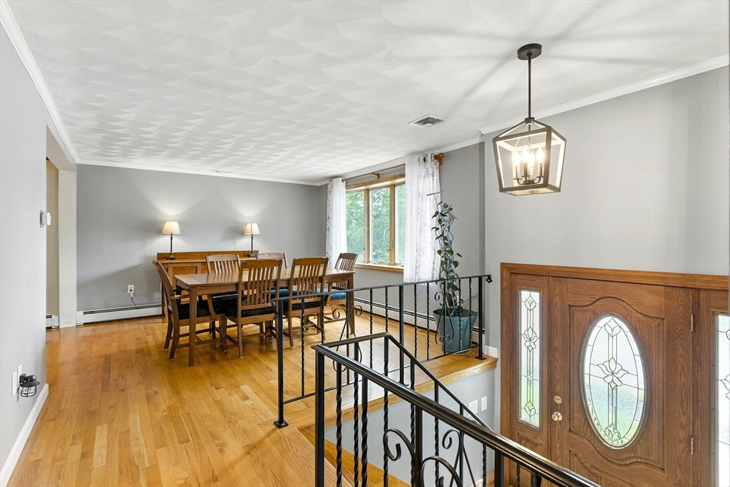 6 A Quail Road Peabody, MA 01960 - Photo 3 of 38 Gallery Image 3