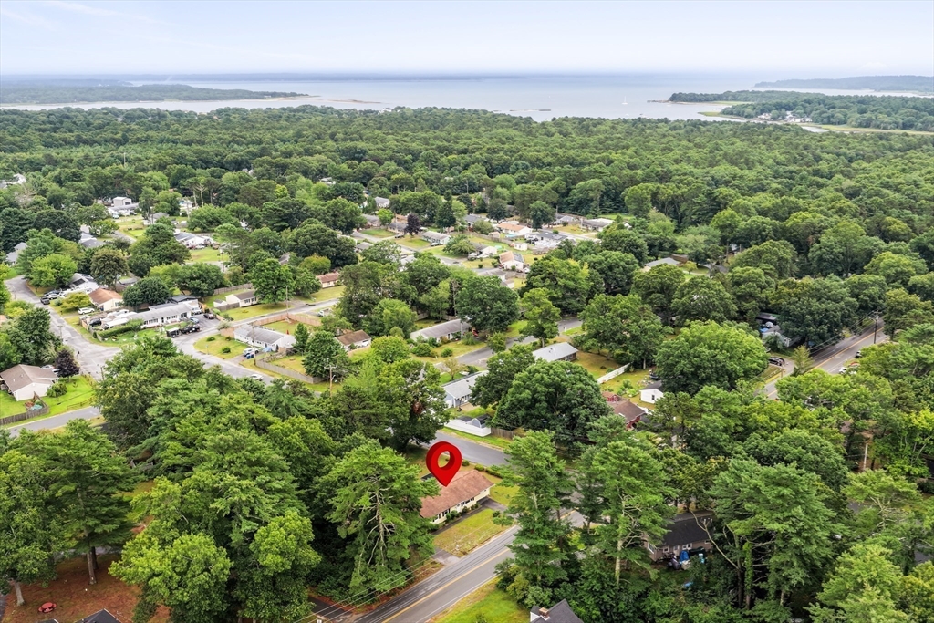 26 Cromesett Road Wareham, MA 02571 - Photo 12 of 40