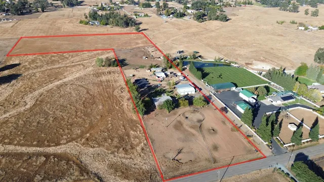 $600,000 | 13585 Montfort Avenue, Herald, CA 95638