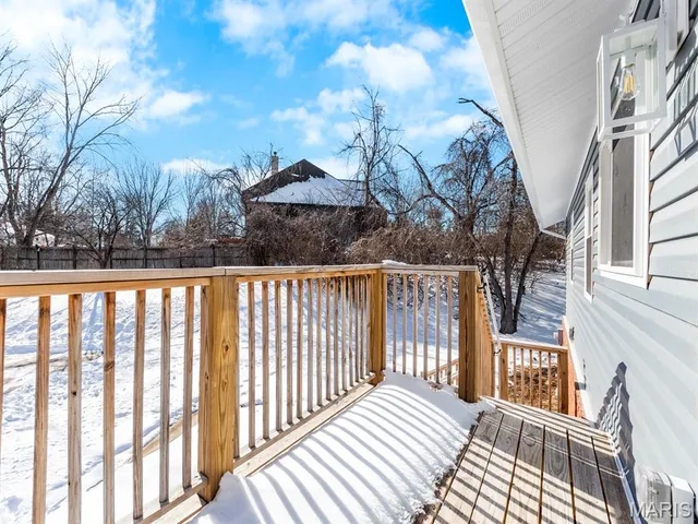 $565,000 | 435 Holly Terrace Court, Ballwin, MO 63011