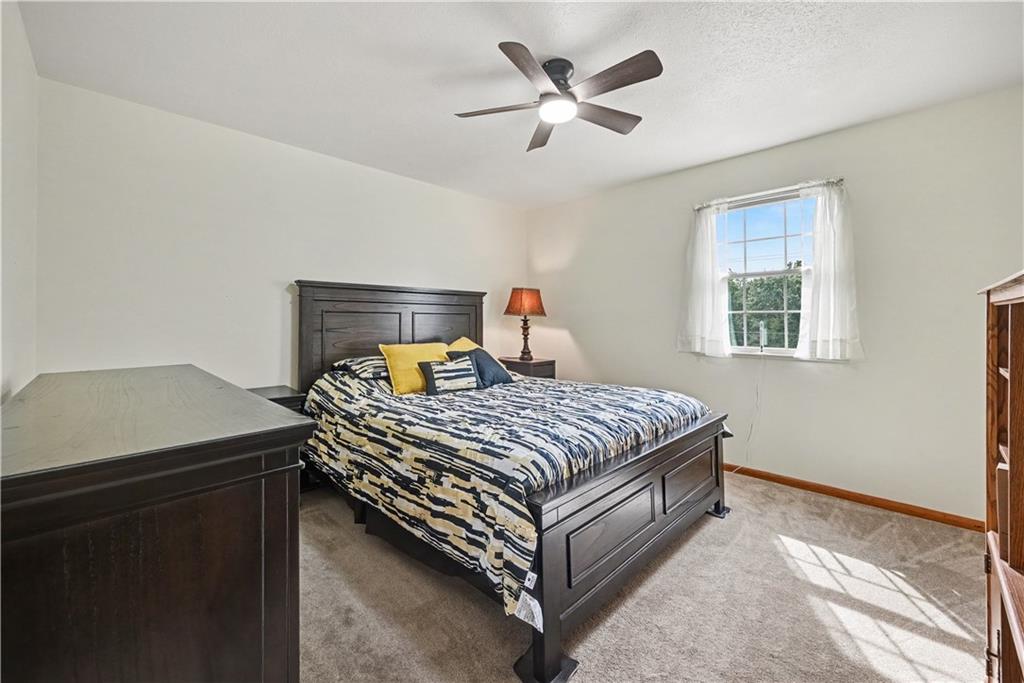 139 North Jamestown Road Coraopolis, PA 15108 - Photo 27 of 35 Gallery Image 27