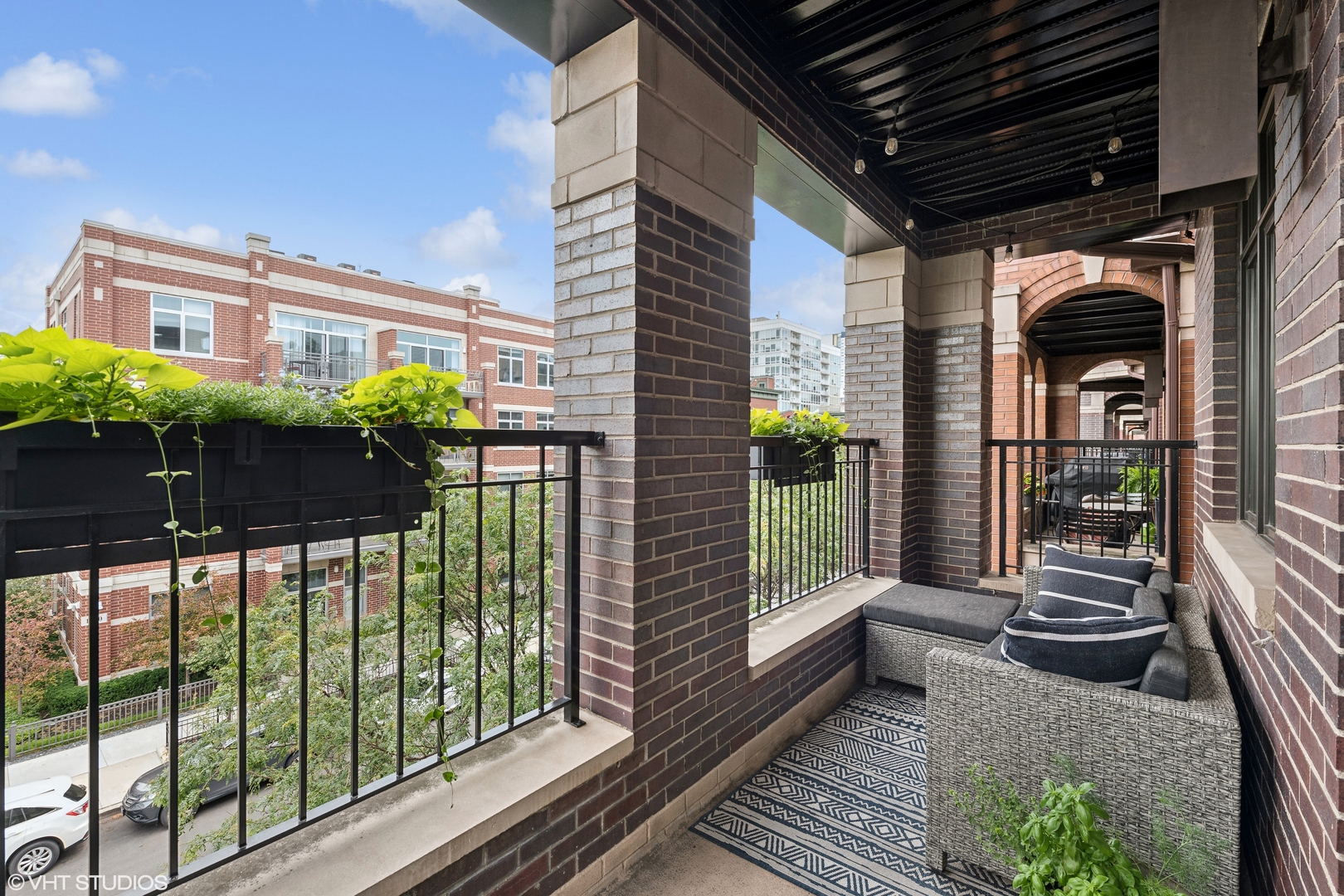 1051 West Monroe Street, Unit 3 Chicago, IL 60607 - Photo 7 of 16 Gallery Image 7